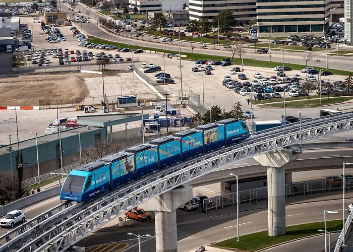 Sheraton Gateway In Toronto International AirportAirport Hotel